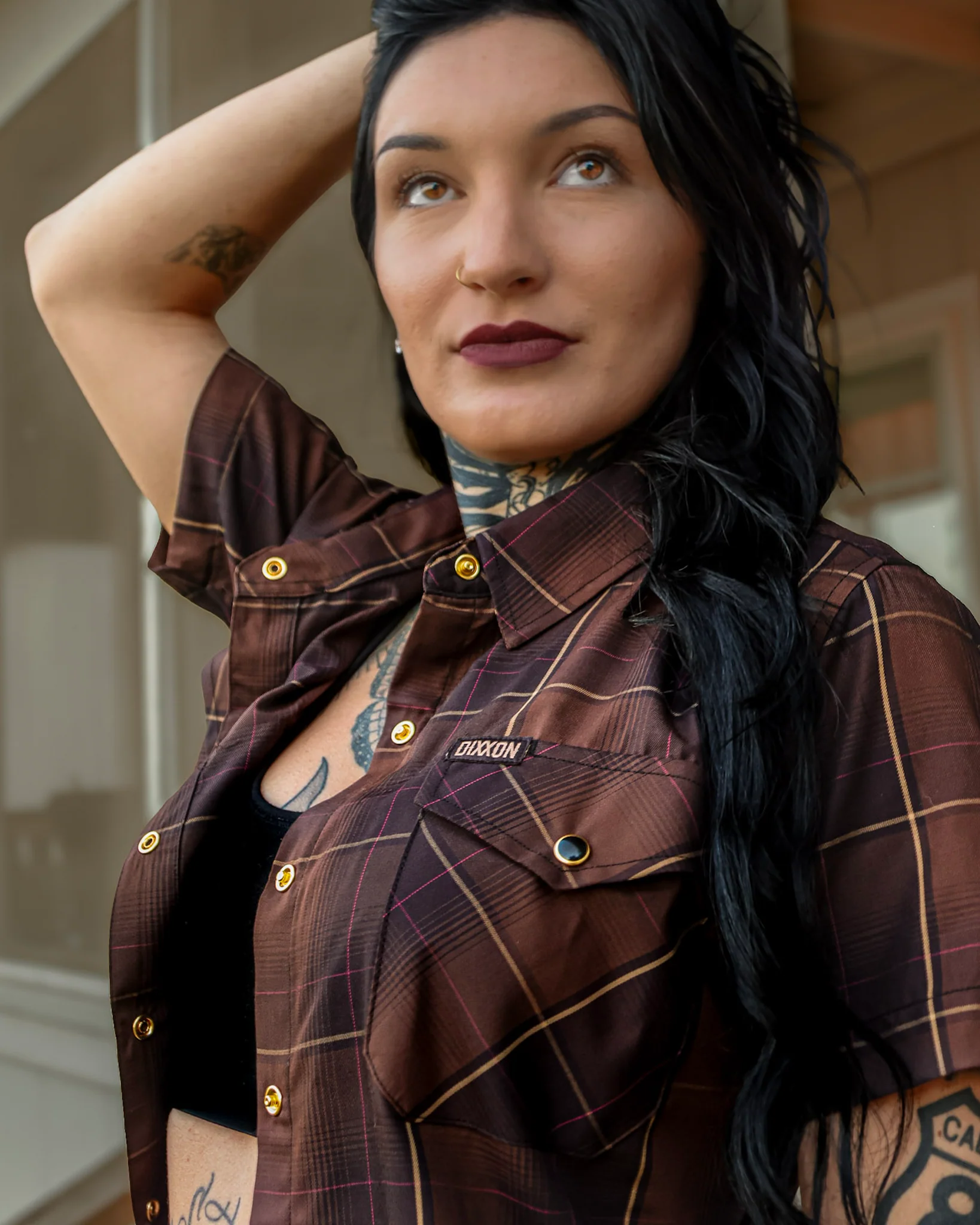 BIG FOOT BAMBOO SHORT SLEEVE BUTTON UP - WOMENS - Image 4