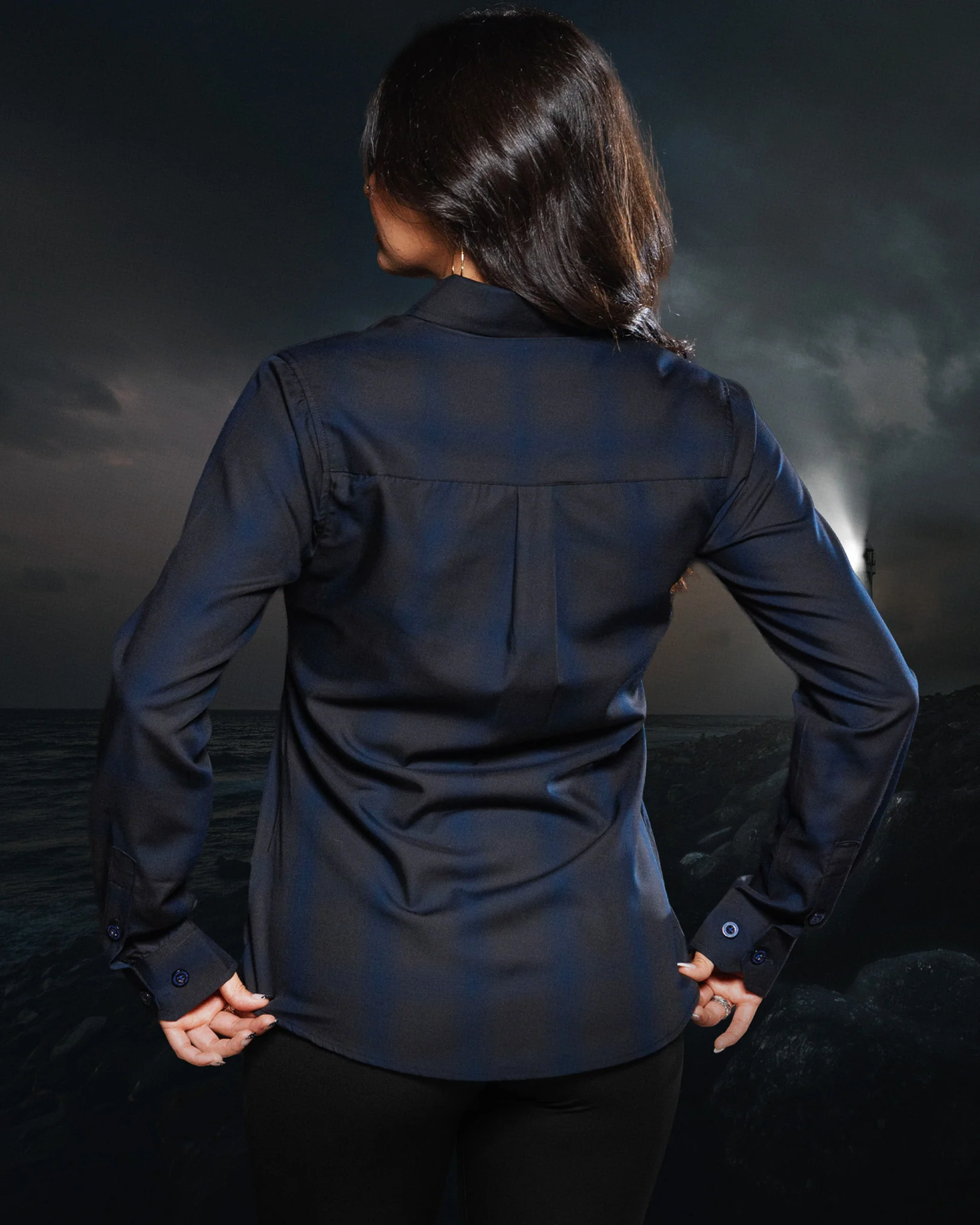 DEEP SEA BAMBOO LONG SLEEVE BUTTON UP - WOMENS - Image 3