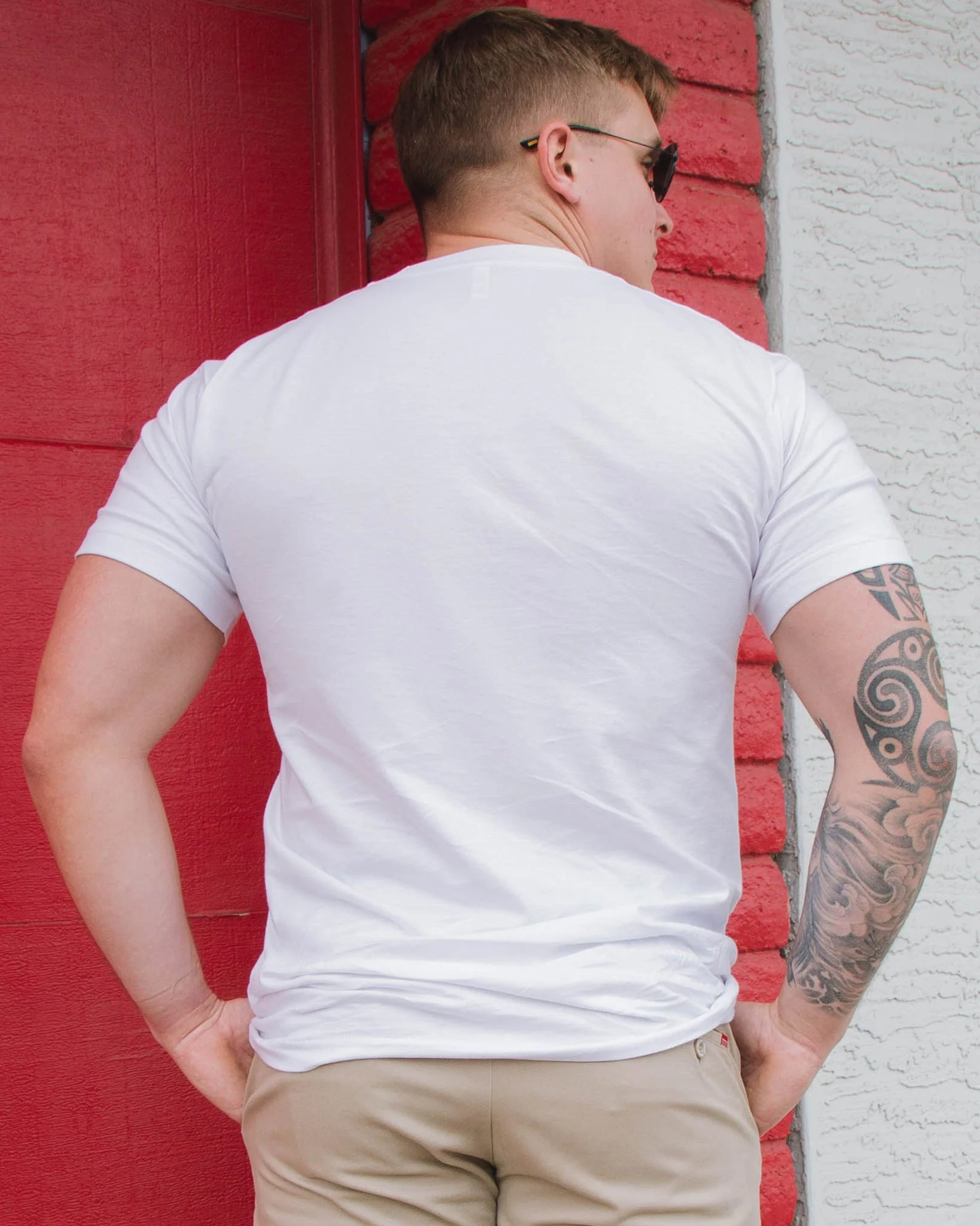 THE PERFECT T-SHIRT WHITE - MENS - Image 4