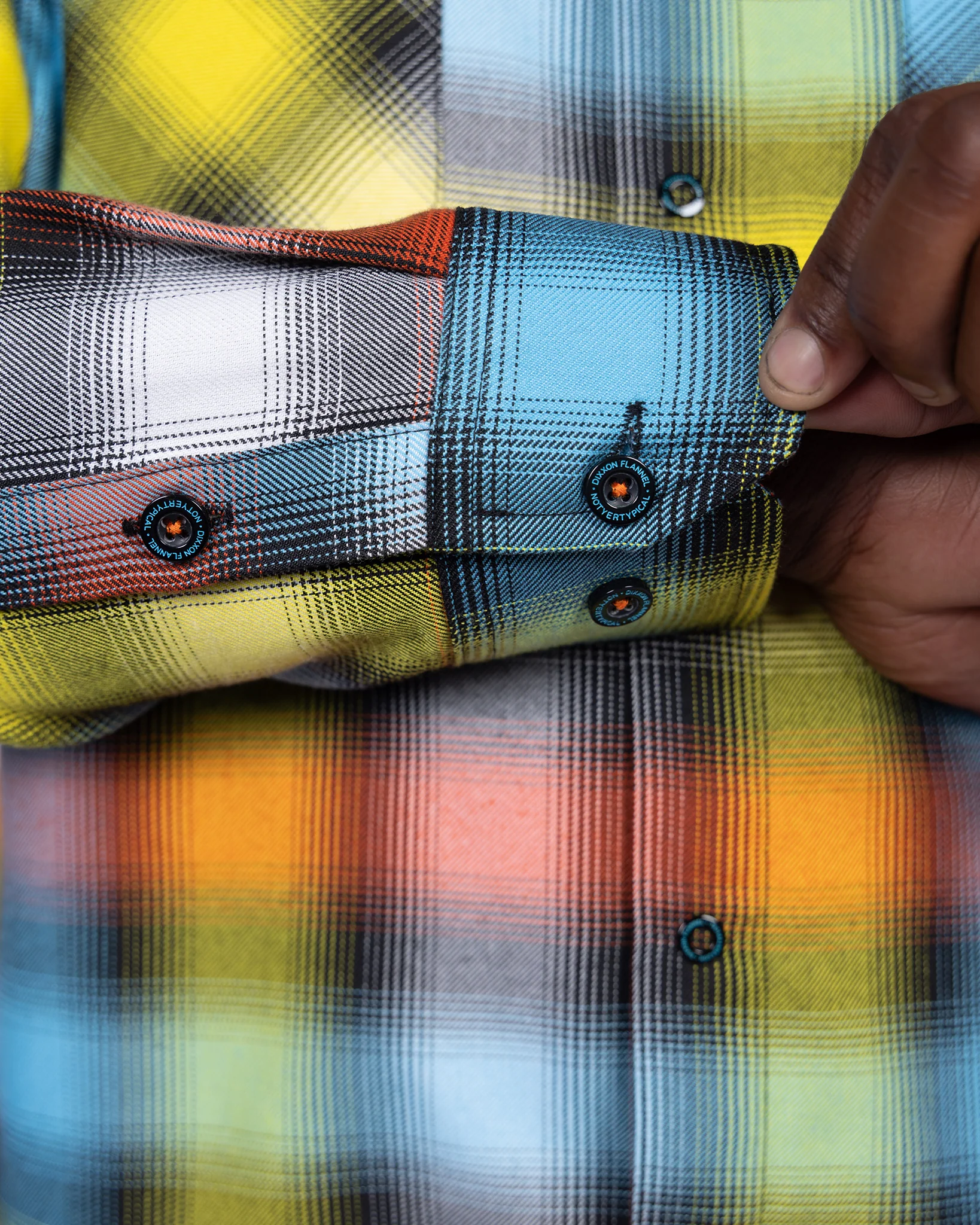 NOTYERTYPICAL FLANNEL - MENS - Image 5