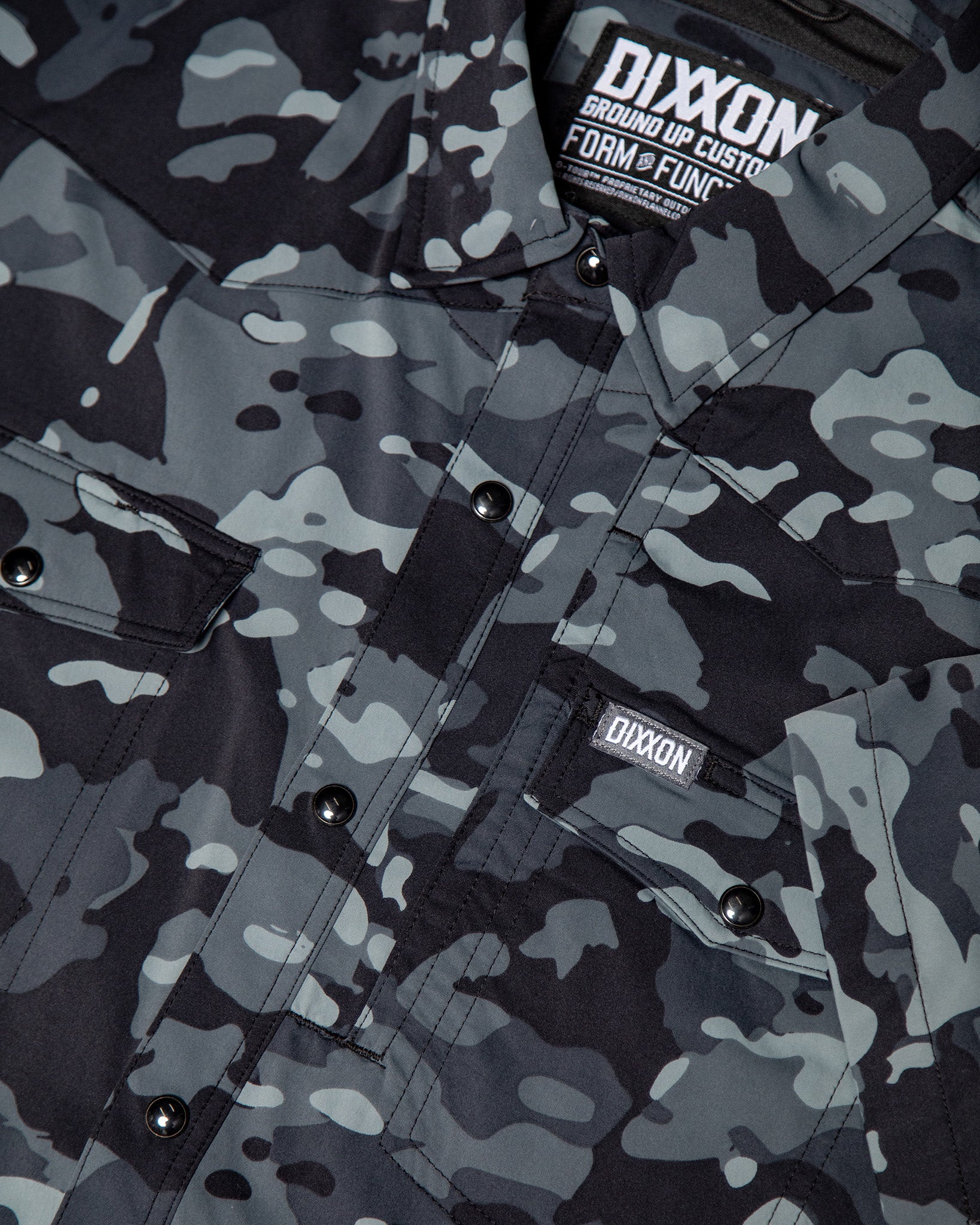OUTDOORSMAN PERFORMANCE SHORT SLEEVE BLACK CAMO BUTTON UP - MENS - Image 6